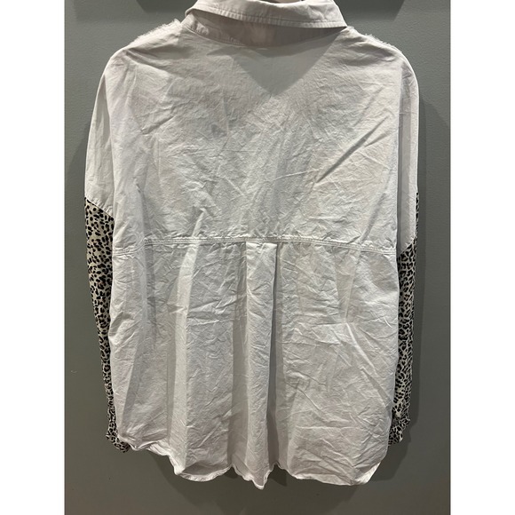 POL Cheetah Print Long Sleeve Button Down Shirt White Pockets Oversized Size L - Picture 6 of 10